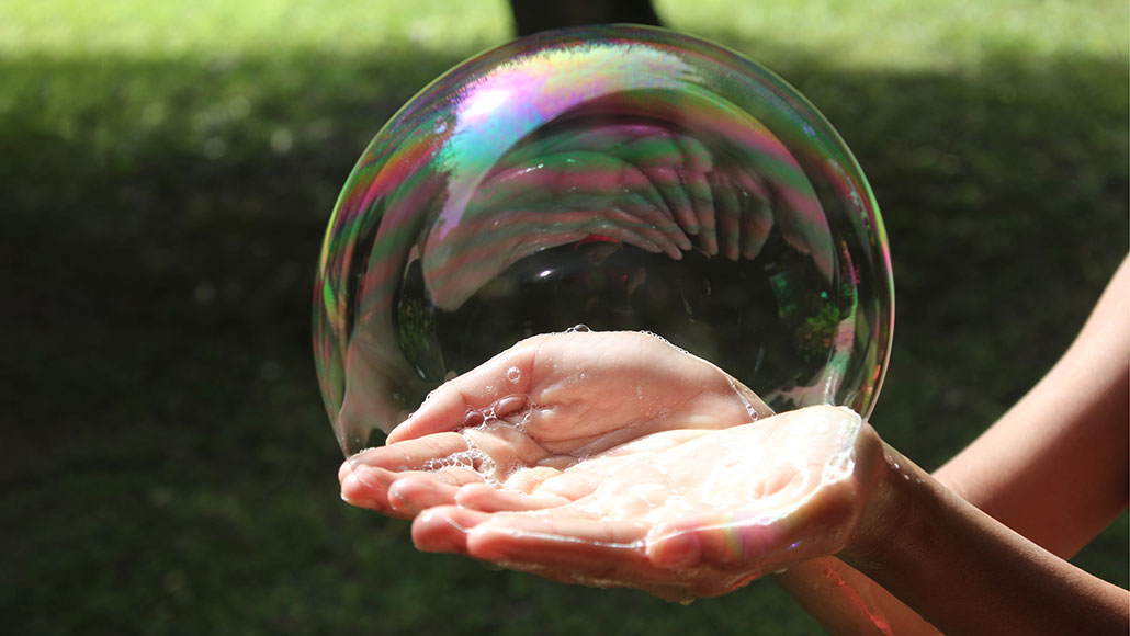 We've figured out why bubbles make a 'pop' sound when they burst